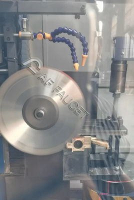 Robotik Otomatik Musluk Yapma Makinesi CNC Akıllı Testere Makinesi